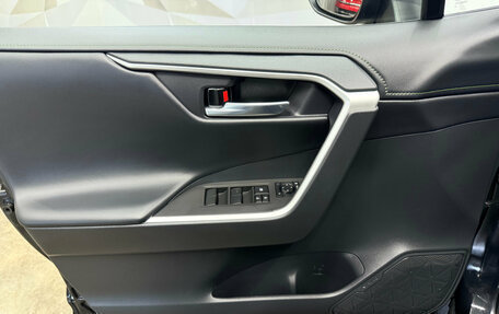 Toyota RAV4, 2024 год, 4 100 000 рублей, 14 фотография