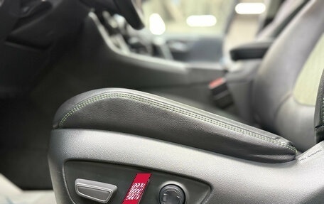 Toyota RAV4, 2024 год, 4 100 000 рублей, 13 фотография
