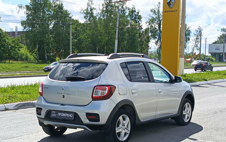 Renault Sandero II рестайлинг, 2015 год, 800 000 рублей, 6 фотография