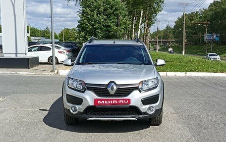 Renault Sandero II рестайлинг, 2015 год, 800 000 рублей, 2 фотография