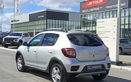 Renault Sandero II рестайлинг, 2015 год, 800 000 рублей, 8 фотография