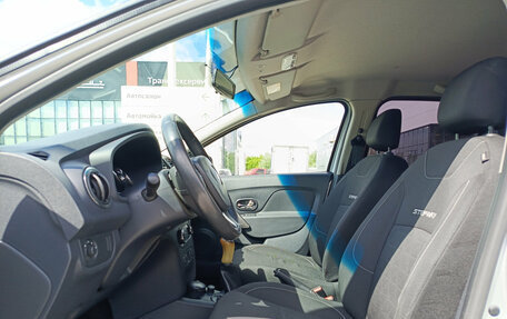 Renault Sandero II рестайлинг, 2015 год, 800 000 рублей, 20 фотография