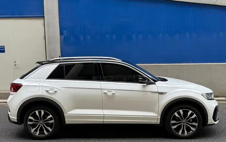 Volkswagen T-Roc I, 2023 год, 1 830 311 рублей, 9 фотография