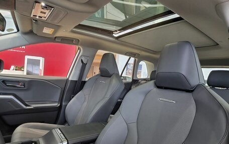 Toyota RAV4, 2026 год, 4 390 000 рублей, 22 фотография