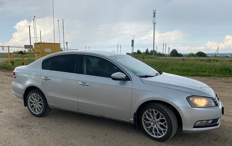 Volkswagen Passat B7, 2011 год, 870 000 рублей, 3 фотография