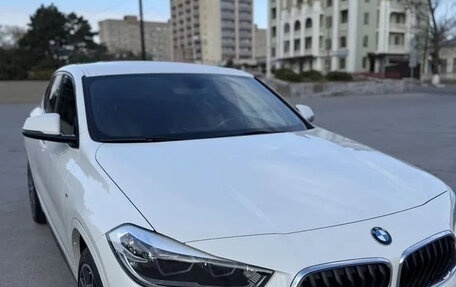 BMW X2, 2018 год, 3 010 000 рублей, 2 фотография