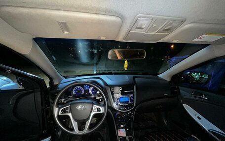 Hyundai Solaris II рестайлинг, 2013 год, 750 000 рублей, 3 фотография
