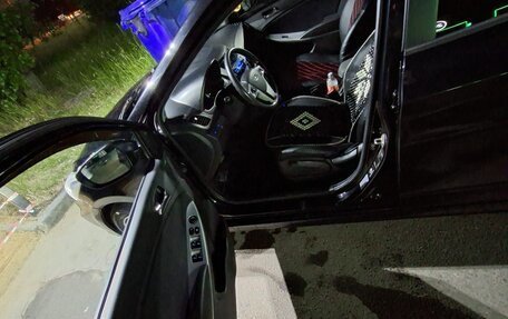 Hyundai Solaris II рестайлинг, 2013 год, 750 000 рублей, 6 фотография