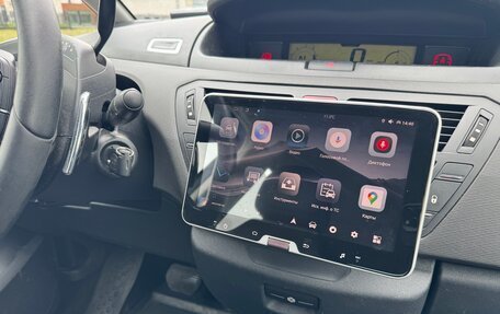 Citroen C4 Picasso II рестайлинг, 2010 год, 475 000 рублей, 14 фотография