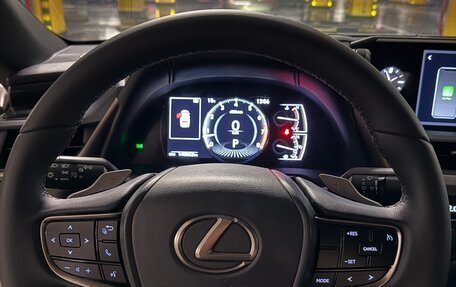 Lexus ES VII, 2019 год, 3 450 000 рублей, 10 фотография