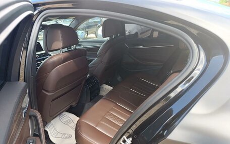 BMW 5 серия, 2019 год, 4 470 000 рублей, 14 фотография