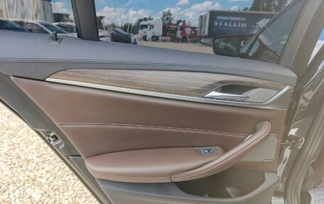 BMW 5 серия, 2019 год, 4 470 000 рублей, 15 фотография