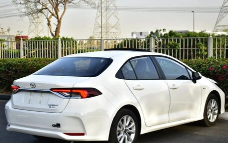 Toyota Corolla, 2025 год, 1 900 000 рублей, 3 фотография