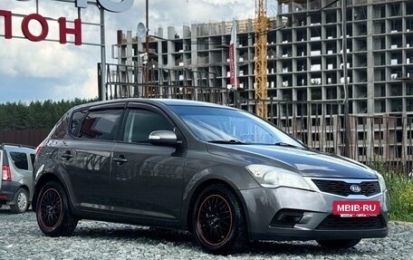 KIA cee'd I рестайлинг, 2010 год, 759 000 рублей, 2 фотография