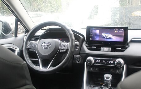Toyota RAV4, 2025 год, 3 750 000 рублей, 9 фотография