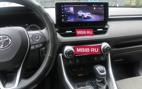 Toyota RAV4, 2025 год, 3 750 000 рублей, 8 фотография