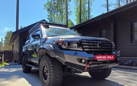 Toyota Land Cruiser 200, 2014 год, 7 890 000 рублей, 2 фотография