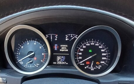 Toyota Land Cruiser 200, 2014 год, 7 890 000 рублей, 23 фотография