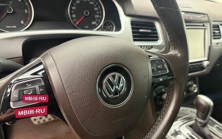 Volkswagen Touareg III, 2016 год, 2 999 000 рублей, 11 фотография