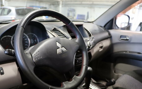 Mitsubishi L200 IV рестайлинг, 2011 год, 1 349 990 рублей, 9 фотография