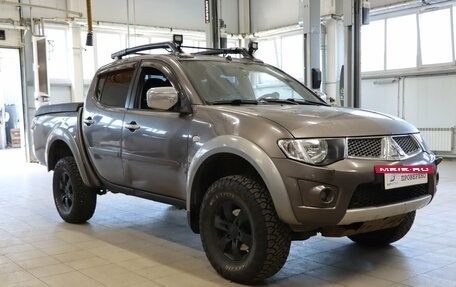 Mitsubishi L200 IV рестайлинг, 2011 год, 1 349 990 рублей, 3 фотография