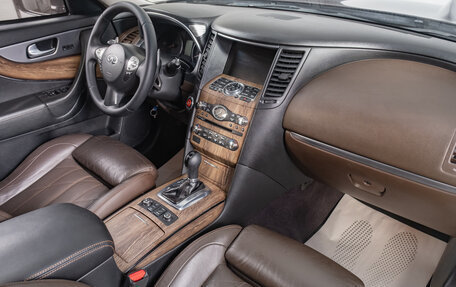 Infiniti FX II, 2011 год, 2 099 000 рублей, 16 фотография