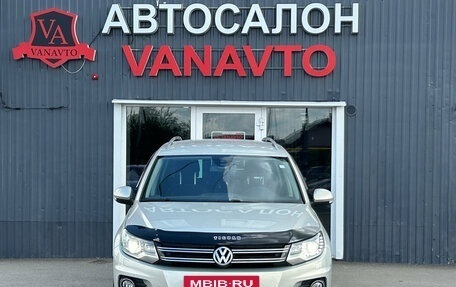 Volkswagen Tiguan I, 2015 год, 1 820 000 рублей, 2 фотография
