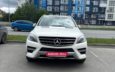 Mercedes-Benz M-Класс, 2012 год, 2 600 000 рублей, 2 фотография
