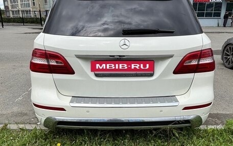 Mercedes-Benz M-Класс, 2012 год, 2 600 000 рублей, 4 фотография
