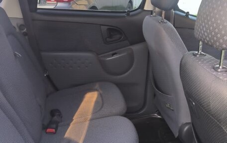Toyota FunCargo, 2000 год, 450 000 рублей, 3 фотография