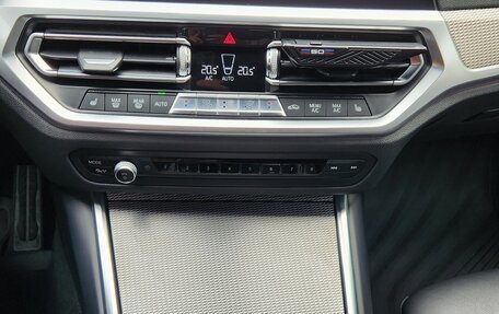BMW 3 серия, 2019 год, 4 080 000 рублей, 19 фотография