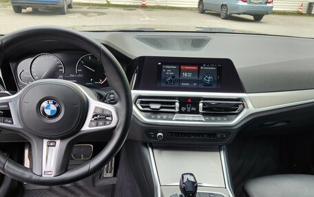BMW 3 серия, 2019 год, 4 080 000 рублей, 17 фотография