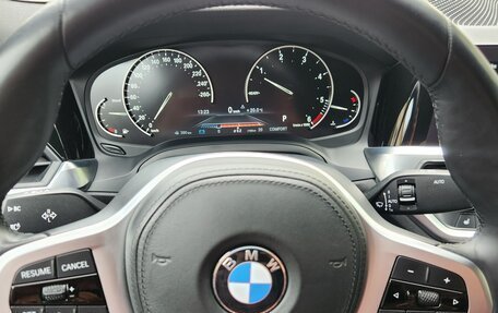 BMW 3 серия, 2019 год, 4 080 000 рублей, 18 фотография