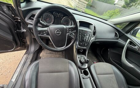 Opel Astra J, 2011 год, 480 000 рублей, 10 фотография