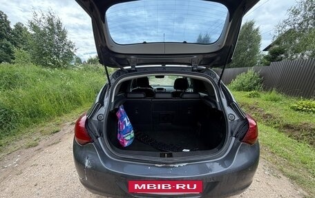 Opel Astra J, 2011 год, 480 000 рублей, 2 фотография