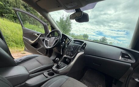Opel Astra J, 2011 год, 480 000 рублей, 14 фотография