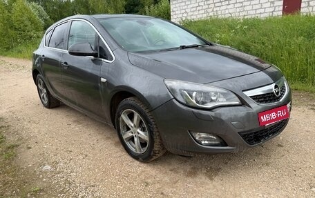 Opel Astra J, 2011 год, 480 000 рублей, 22 фотография