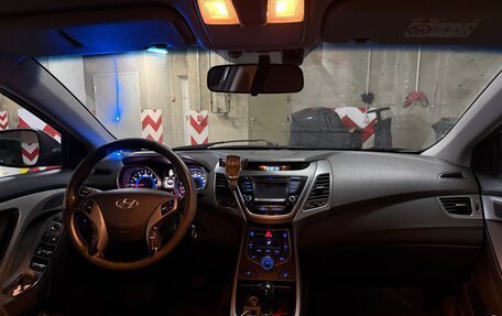 Hyundai Elantra V, 2014 год, 650 000 рублей, 5 фотография