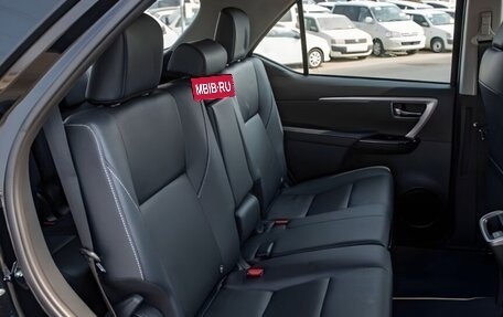 Toyota Fortuner II, 2026 год, 4 800 600 рублей, 21 фотография