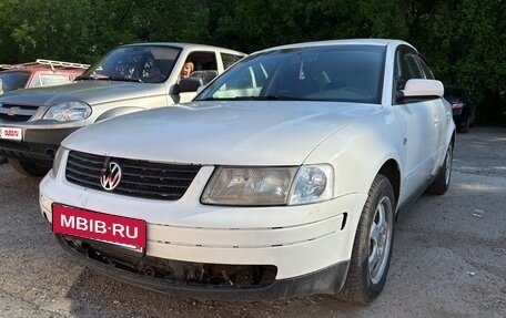 Volkswagen Passat B5+ рестайлинг, 1998 год, 240 000 рублей, 2 фотография