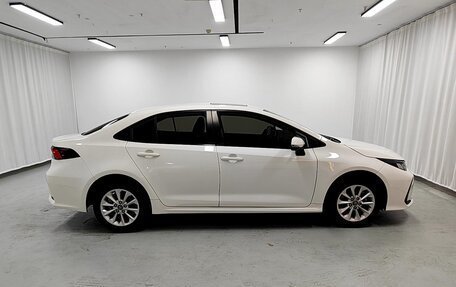 Toyota Corolla, 2022 год, 1 300 000 рублей, 6 фотография