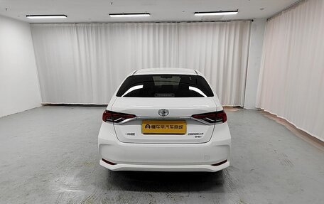 Toyota Corolla, 2022 год, 1 300 000 рублей, 3 фотография