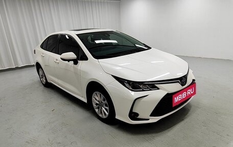 Toyota Corolla, 2022 год, 1 300 000 рублей, 5 фотография