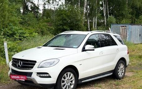 Mercedes-Benz M-Класс, 2012 год, 3 250 000 рублей, 6 фотография