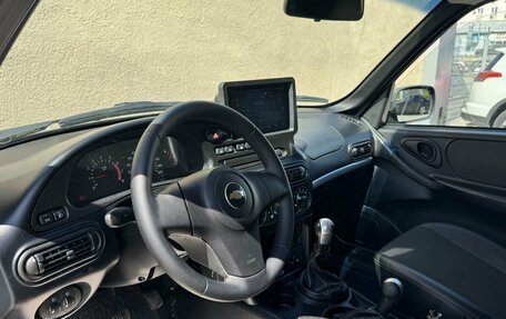 Chevrolet Niva I рестайлинг, 2015 год, 640 000 рублей, 9 фотография