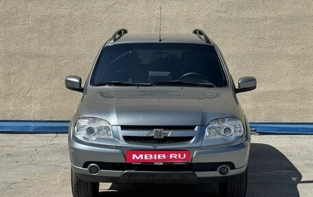 Chevrolet Niva I рестайлинг, 2015 год, 640 000 рублей, 2 фотография