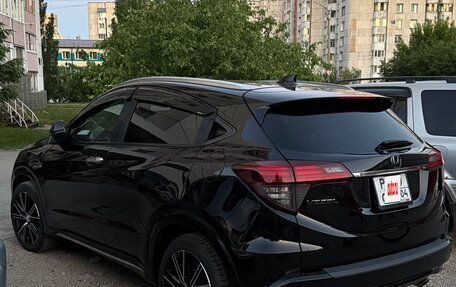 Honda Vezel, 2018 год, 1 500 000 рублей, 5 фотография