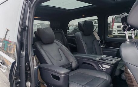 Mercedes-Benz V-Класс, 2023 год, 10 800 000 рублей, 7 фотография