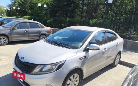 KIA Rio III рестайлинг, 2011 год, 850 000 рублей, 2 фотография