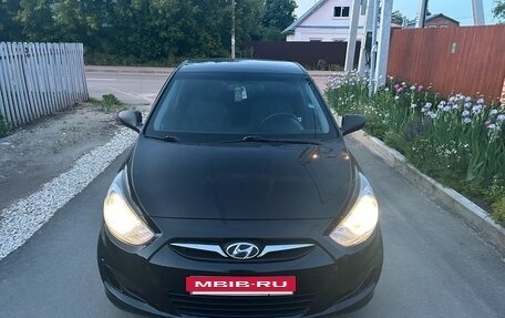 Hyundai Solaris II рестайлинг, 2011 год, 515 000 рублей, 3 фотография